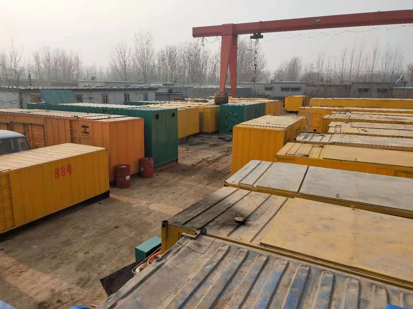 新密租赁发电机-灰尘、风沙对柴油发电机组造成哪些不良影响？
